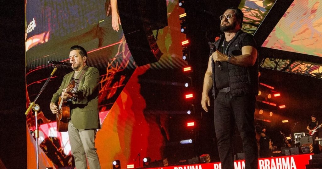 Bruno e Marrone durante apresentação no Jaguariúna Rodeo Festival 2026