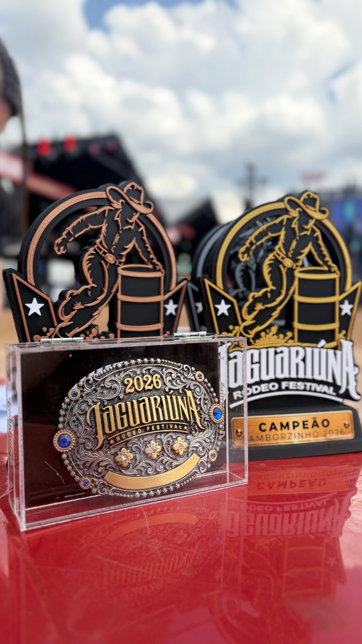 Troféus do Tamborzinho do Jaguariúna Rodeo Festival 2026